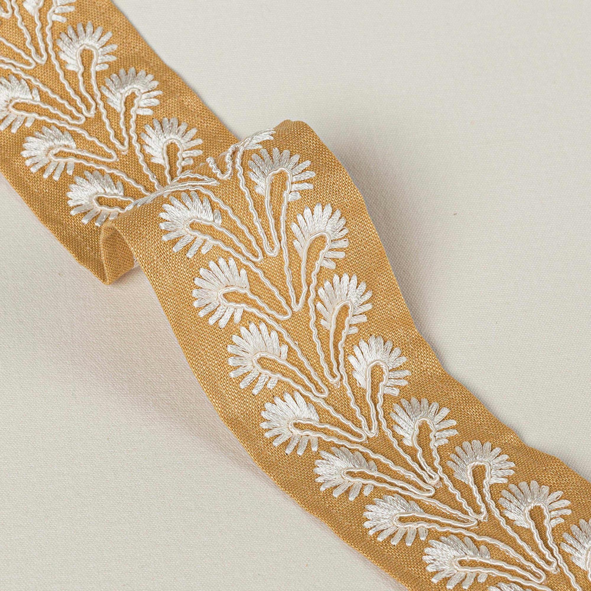 Декоративная тесьма широкая Colefax&Fowler Mirador 05456-08